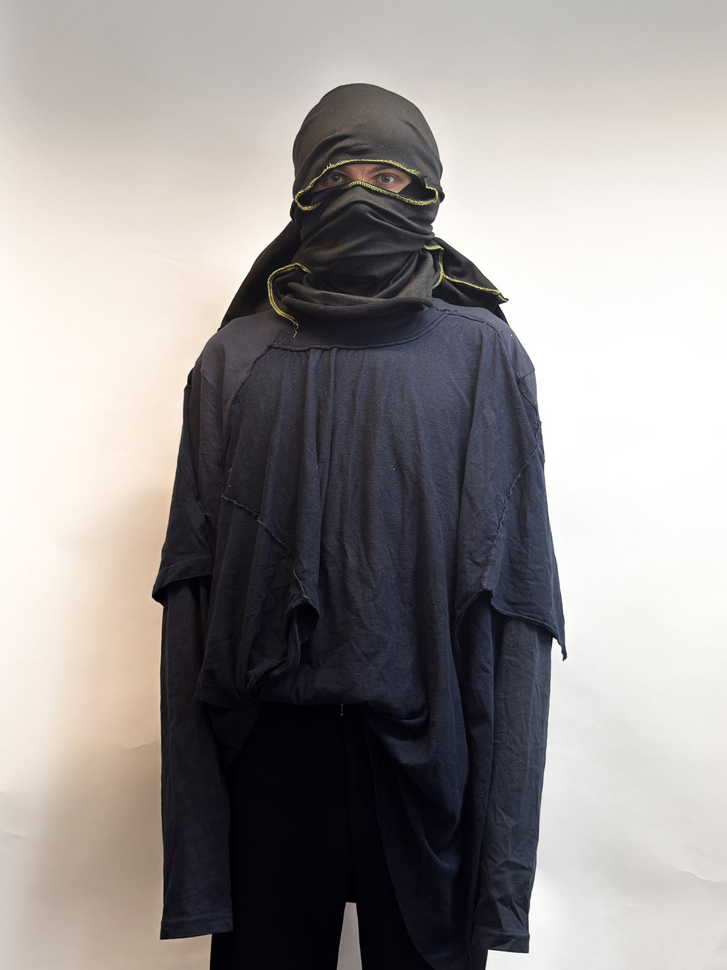 DECONSTRUCTED SICHERHEITSDIENST LONGSLEEVE