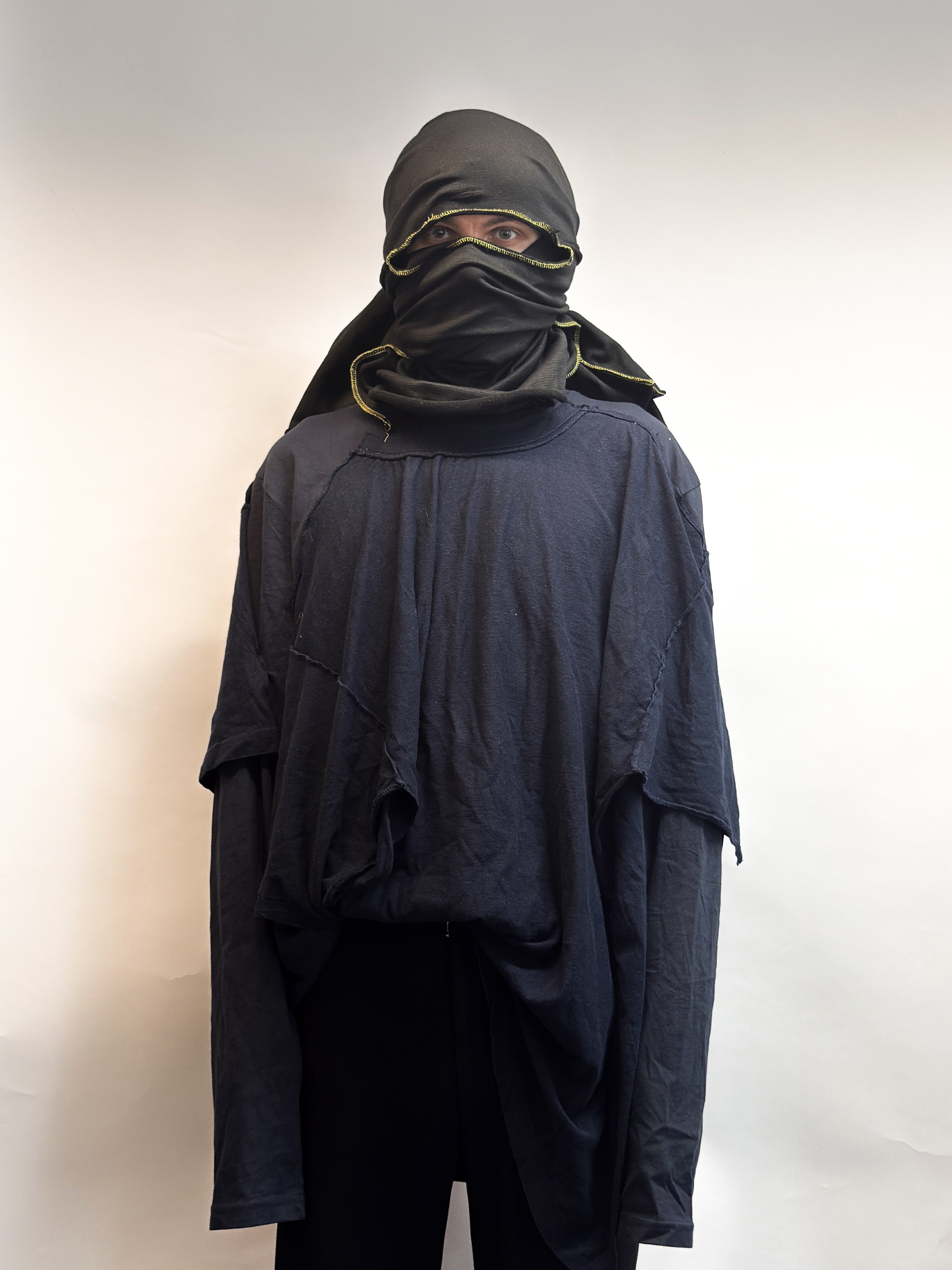 DECONSTRUCTED SICHERHEITSDIENST LONGSLEEVE