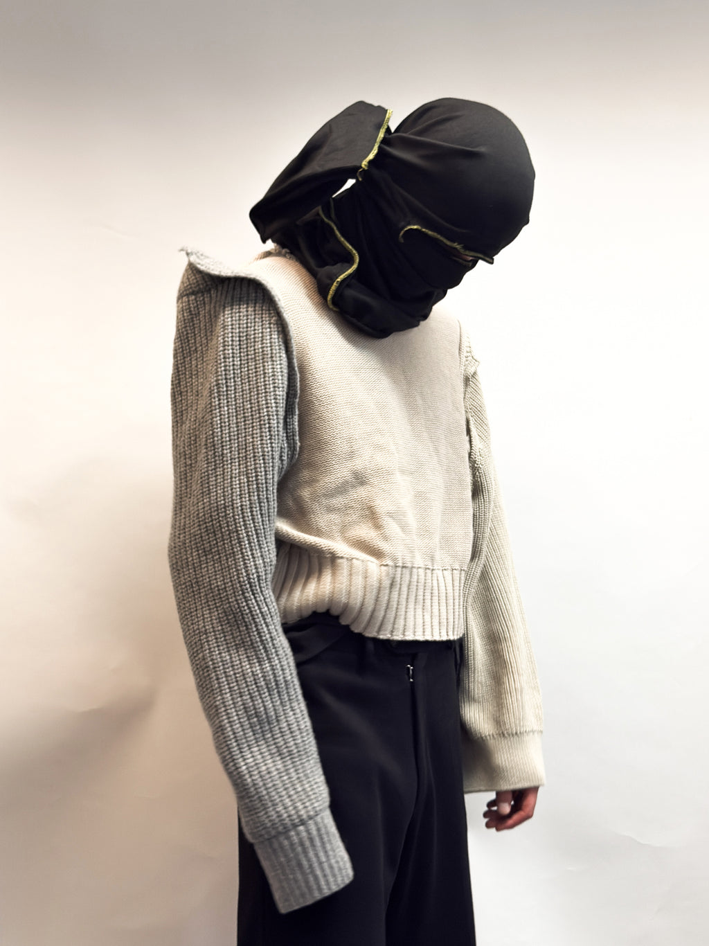MIXED KNIT CROPPED SWEATER