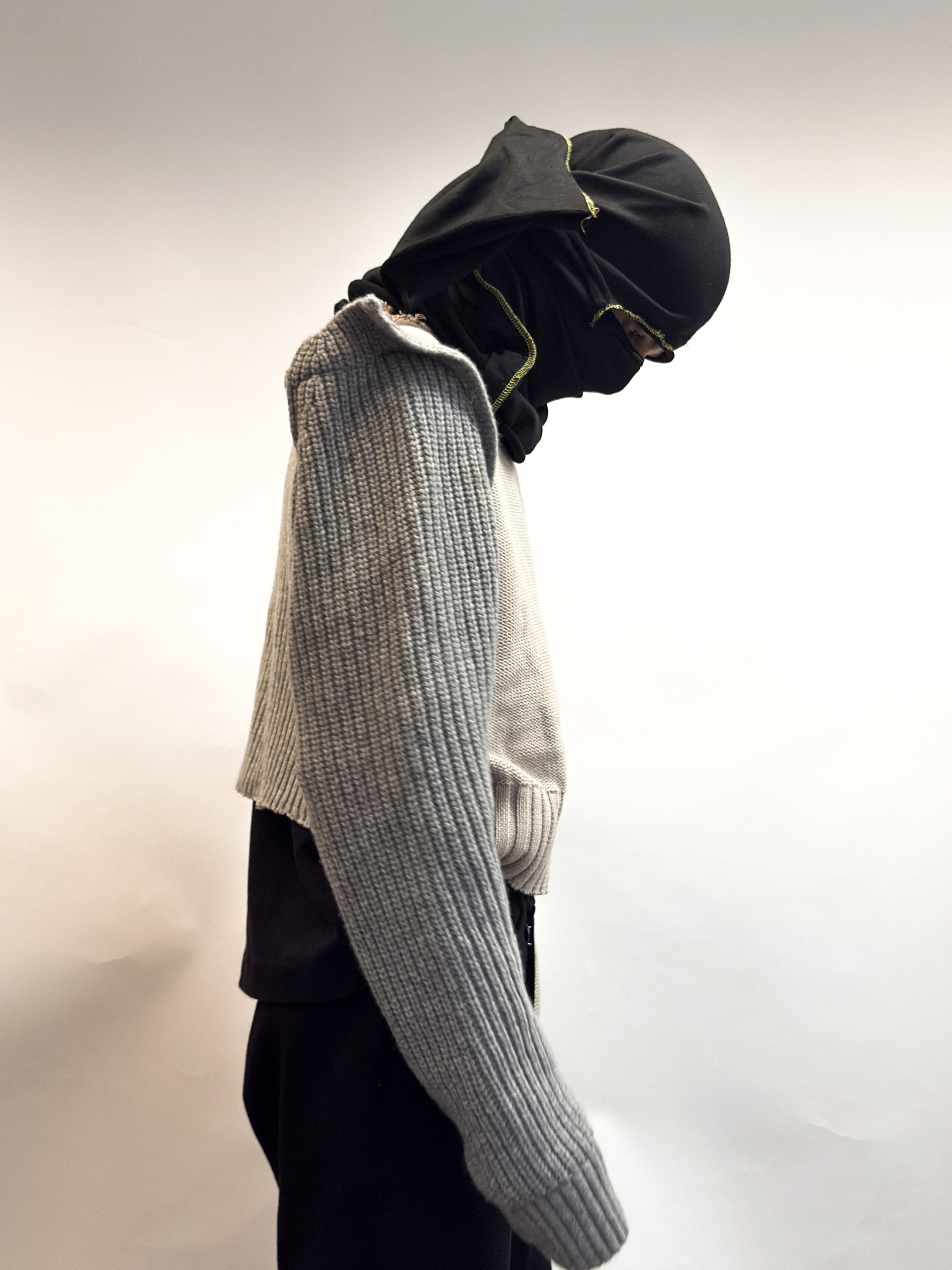 MIXED KNIT CROPPED SWEATER