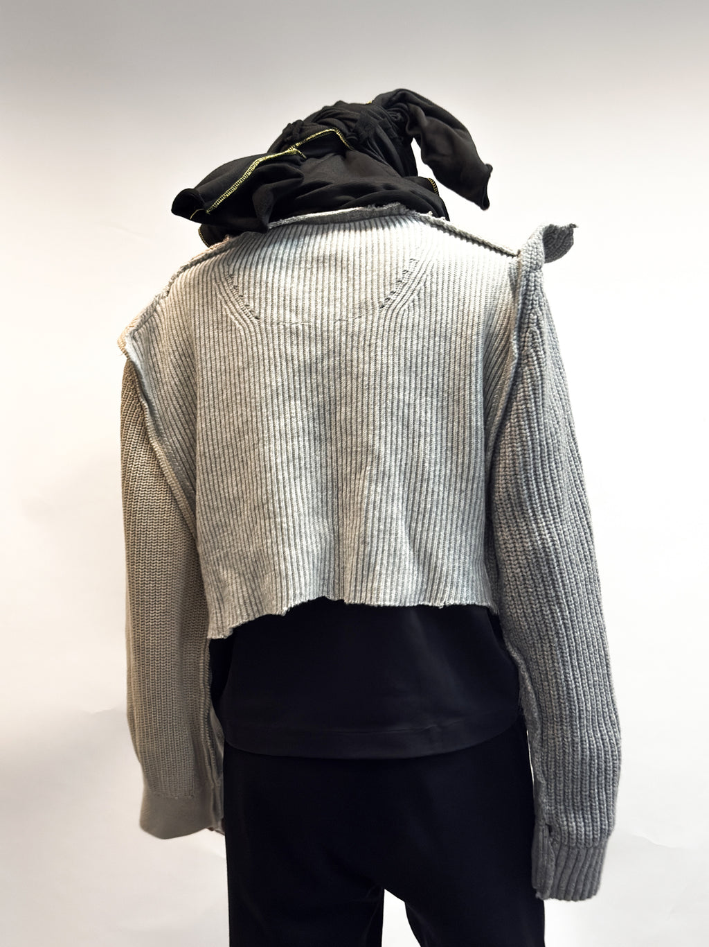 MIXED KNIT CROPPED SWEATER